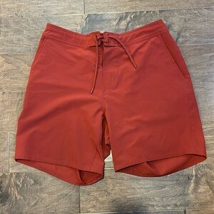 Ten Thousand | The Foundation Short Large 7”